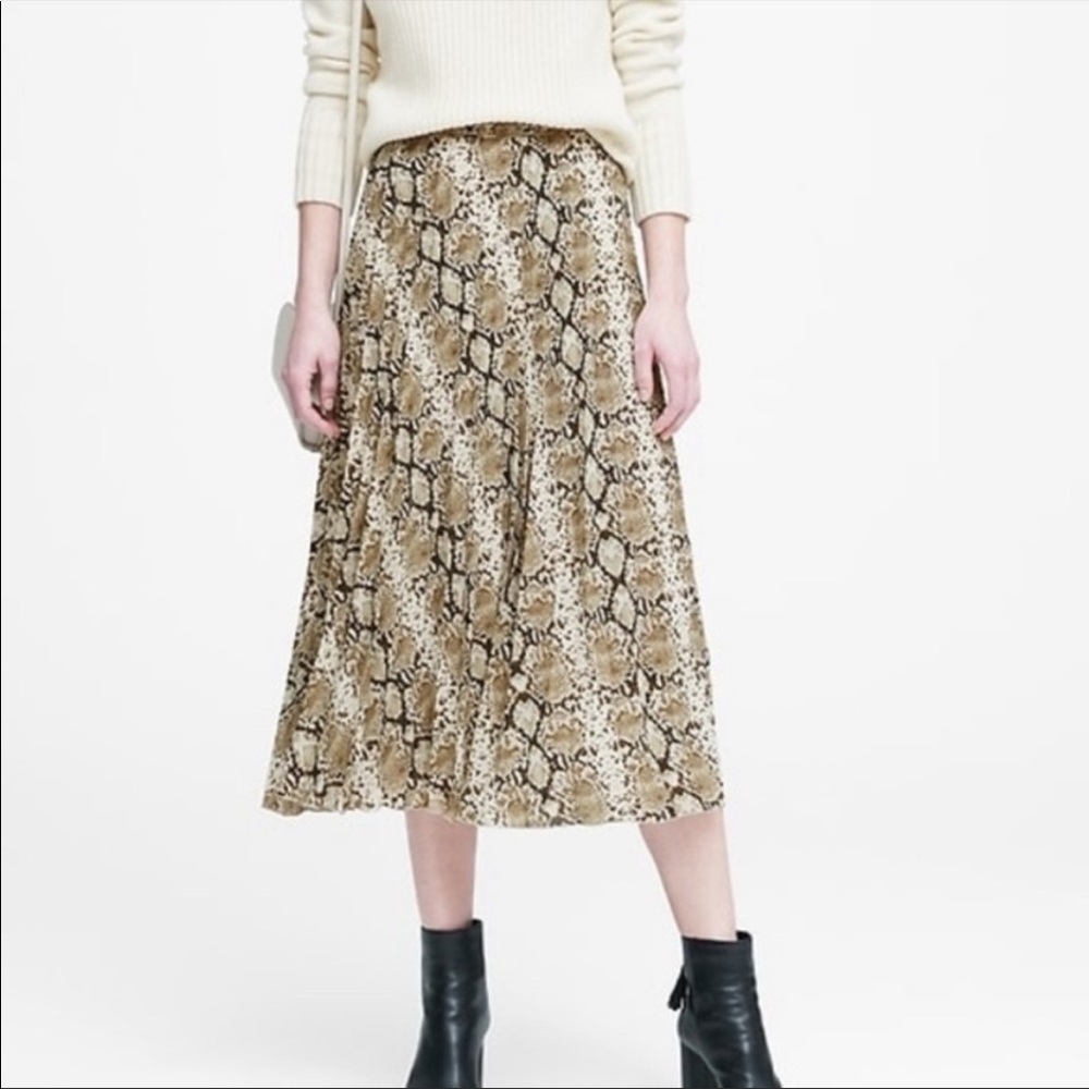 Banana Republic Snake Print Midi skirt